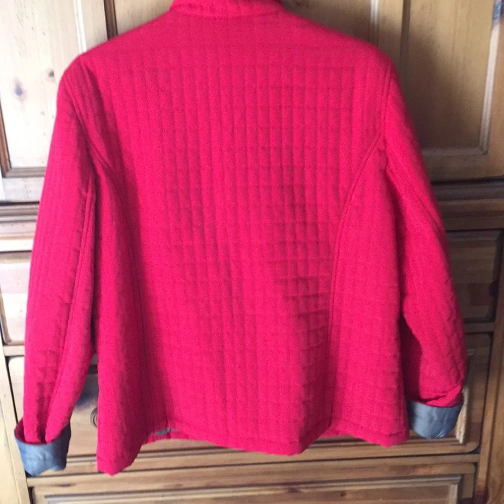 Red Quilted jacket - Picture 3 of 4